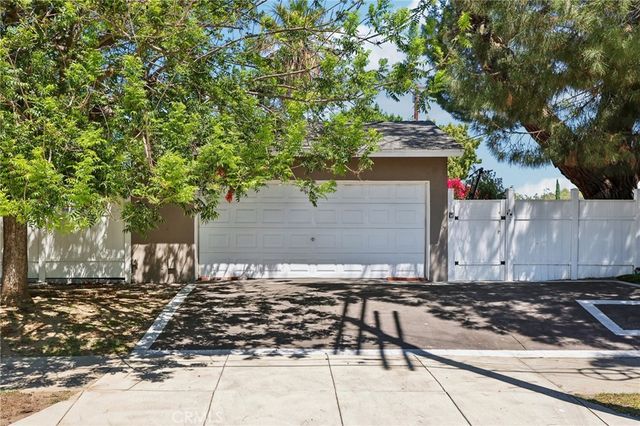 6616 Yolanda Avenue, Reseda, CA 91335