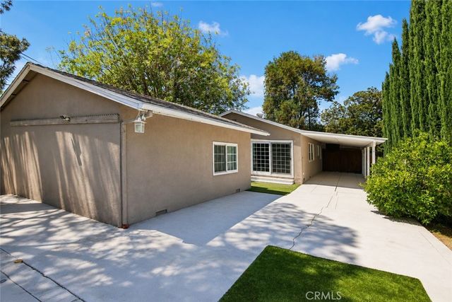 6616 Yolanda Avenue, Reseda, CA 91335