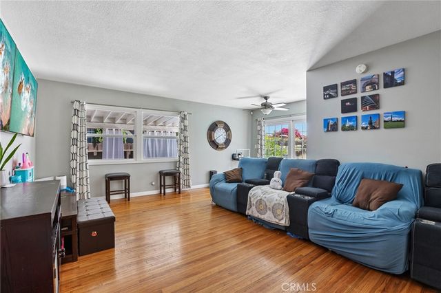 6616 Yolanda Avenue, Reseda, CA 91335