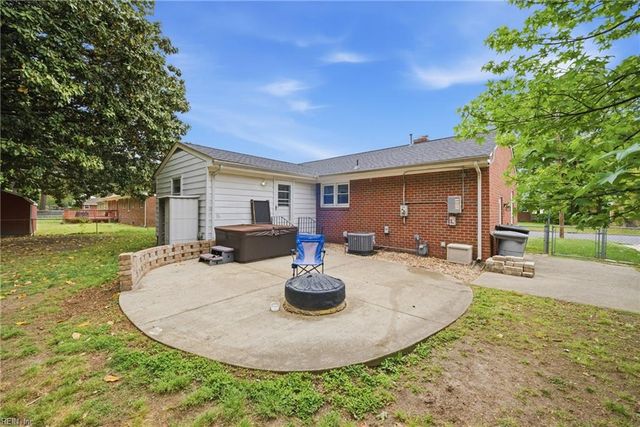 707 Milton DR, Hampton, VA 23666
