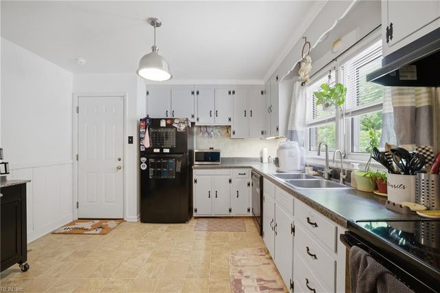 707 Milton DR, Hampton, VA 23666