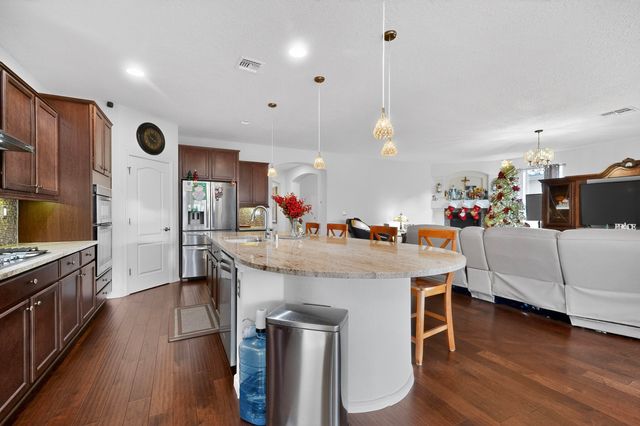 1919 Redondo Peak Drive NW, Albuquerque, NM 87120