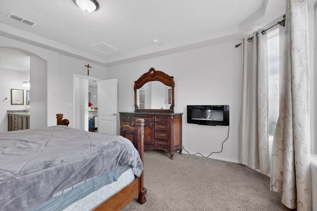 1919 Redondo Peak Drive NW, Albuquerque, NM 87120