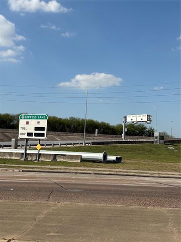 4442B Kelley Street, Houston, TX 77026