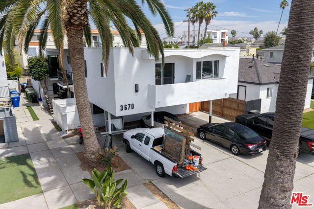 3670 Greenfield Avenue, Los Angeles, CA 90034