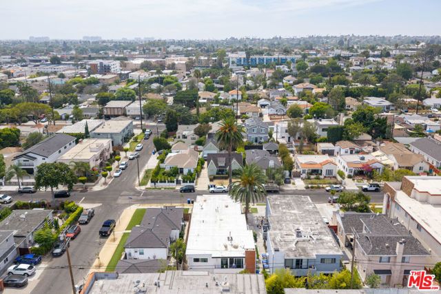 3670 Greenfield Avenue, Los Angeles, CA 90034