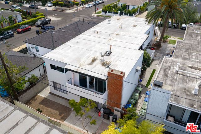 3670 Greenfield Avenue, Los Angeles, CA 90034