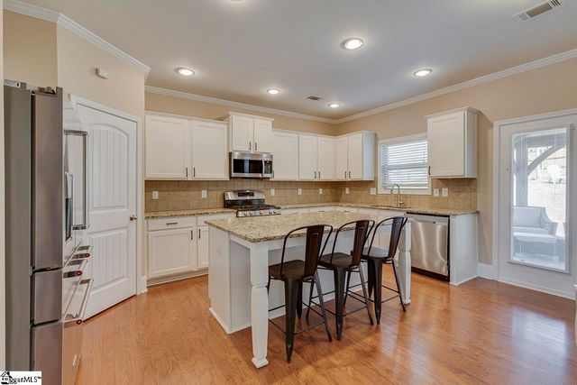 101 Trailwood Drive, Fountain Inn, SC 29644