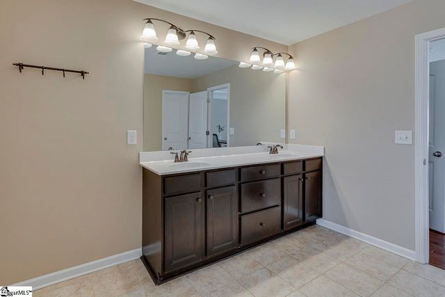 101 Trailwood Drive, Fountain Inn, SC 29644