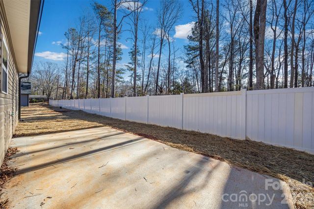 1964 Powell Avenue, Lancaster, SC 29720