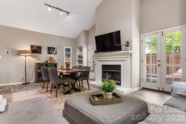 3700 Selwyn Farms Lane 4, Charlotte, NC 28209