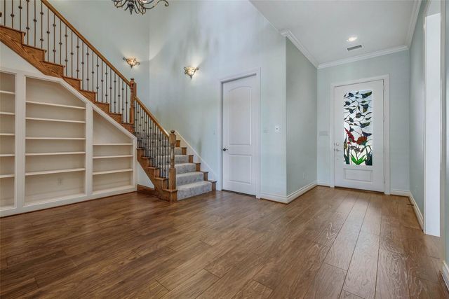 70 Creekwood Drive, Montgomery, TX 77356