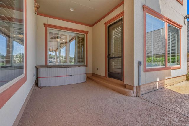 70 Creekwood Drive, Montgomery, TX 77356