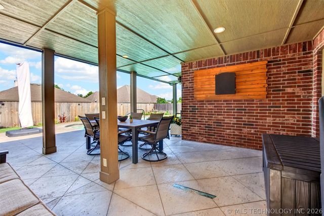 12006 S Tamarack Street, Jenks, OK 74037