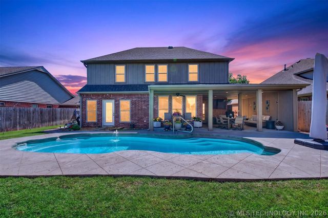 12006 S Tamarack Street, Jenks, OK 74037