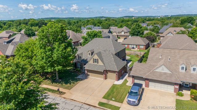 12006 S Tamarack Street, Jenks, OK 74037