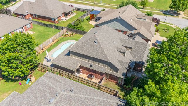 12006 S Tamarack Street, Jenks, OK 74037