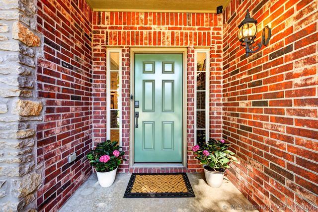 12006 S Tamarack Street, Jenks, OK 74037