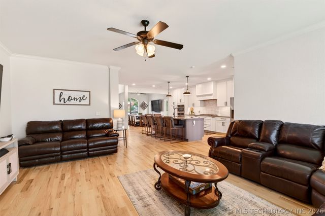 12006 S Tamarack Street, Jenks, OK 74037