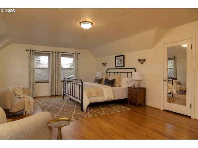 323 Se COWLS St, Mc Minnville, OR 97128