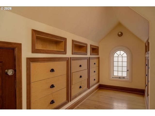 323 Se COWLS St, Mc Minnville, OR 97128