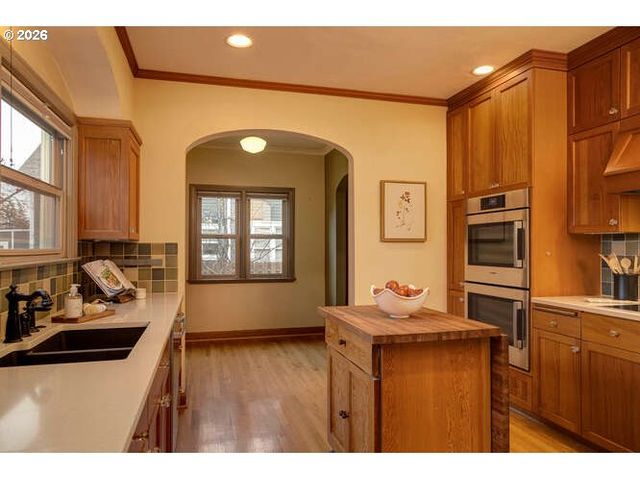 323 Se COWLS St, Mc Minnville, OR 97128