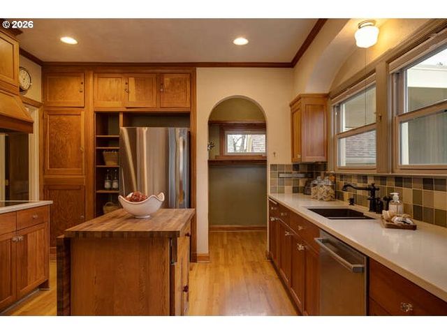 323 Se COWLS St, Mc Minnville, OR 97128