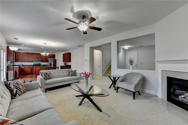 6098 Park Leaf Walk, Buford, GA 30518