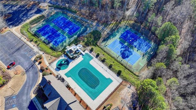 6098 Park Leaf Walk, Buford, GA 30518