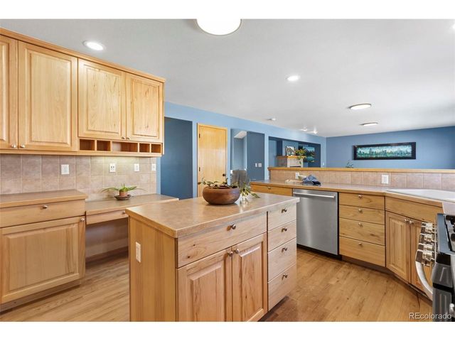 498 Marcellina Dr, Loveland, CO 80537