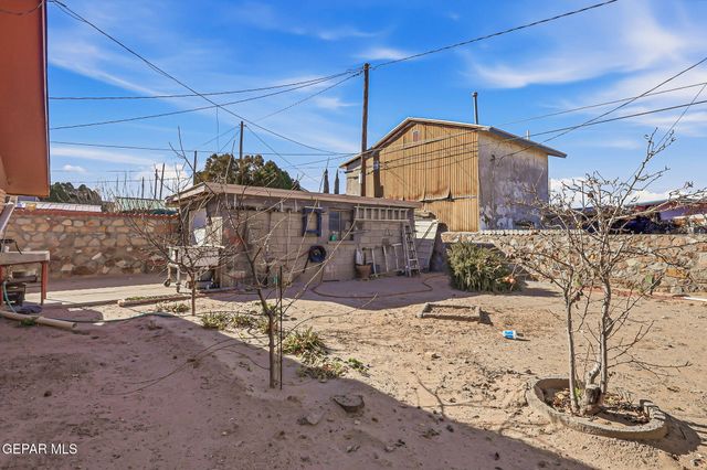 118 DEL PRADO Drive, Sunland Park, NM 88063