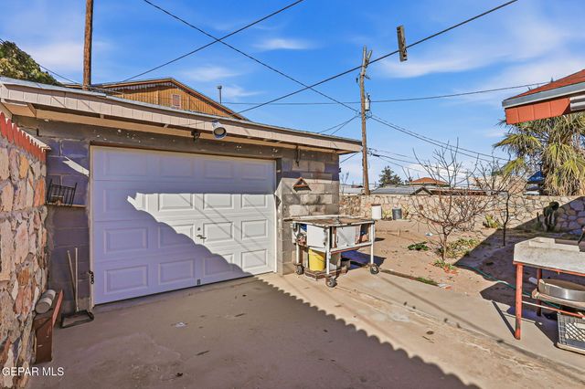 118 DEL PRADO Drive, Sunland Park, NM 88063