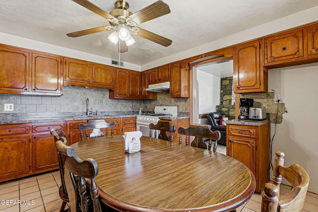 118 DEL PRADO Drive, Sunland Park, NM 88063