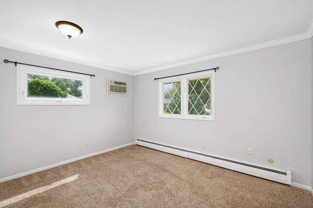 389 Edith Drive, West Saint Paul, MN 55118