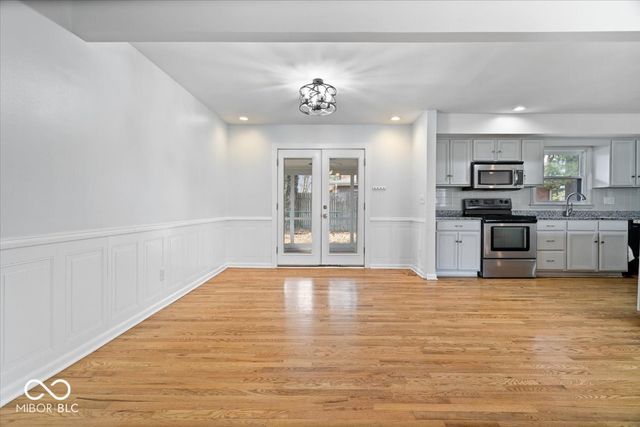 9780 Haverstick Road, Carmel, IN 46280