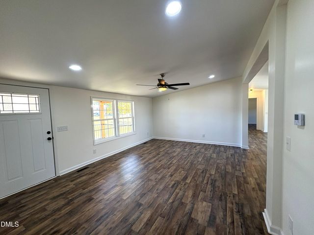 5565 Mcghees Mill Road, Semora, NC 27343