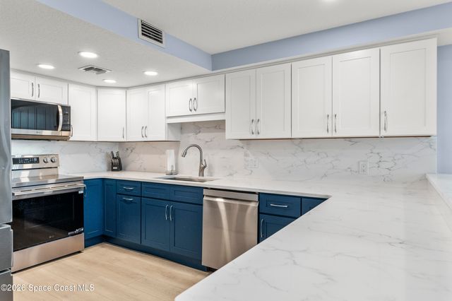 5050 Ocean Beach Boulevard 301, Cocoa Beach, FL 32931