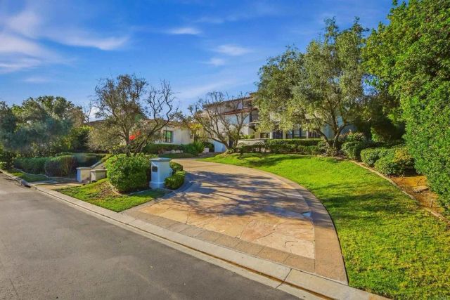 18325 Calle La Serra, Rancho Santa Fe, CA 92091