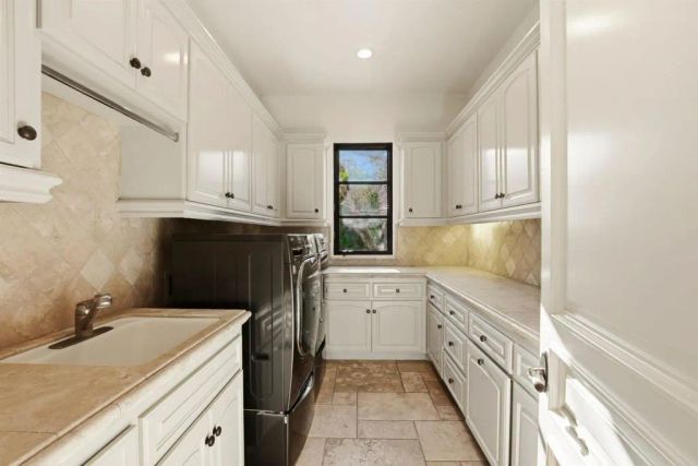 18325 Calle La Serra, Rancho Santa Fe, CA 92091