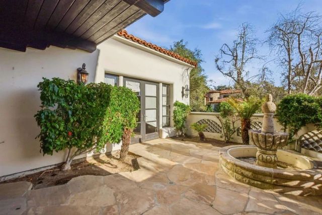 18325 Calle La Serra, Rancho Santa Fe, CA 92091