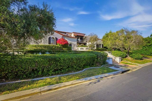 18325 Calle La Serra, Rancho Santa Fe, CA 92091