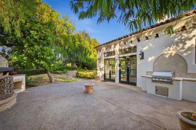 18325 Calle La Serra, Rancho Santa Fe, CA 92091