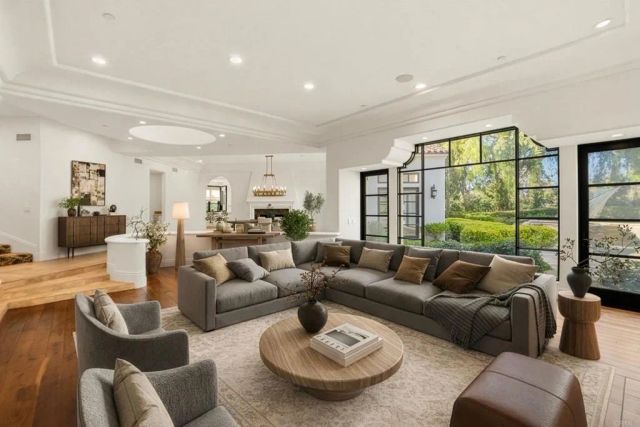 18325 Calle La Serra, Rancho Santa Fe, CA 92091