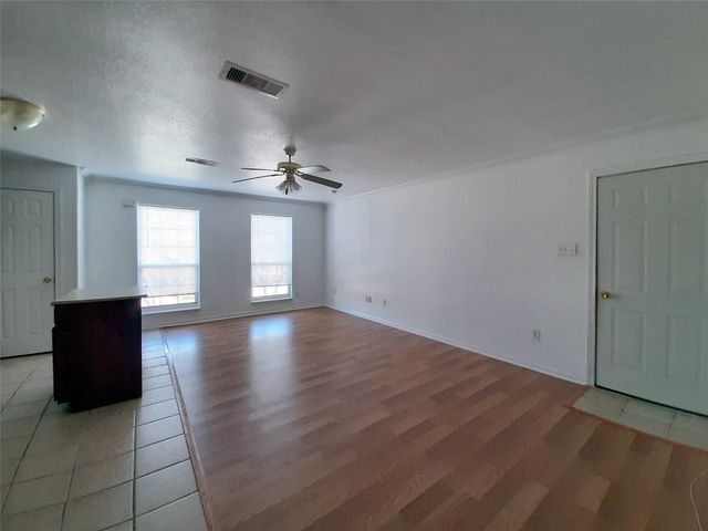 4542 Otterbury Drive C, Houston, TX 77039