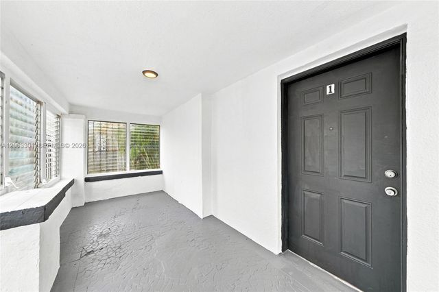 128 NW 9th Ave 1, Miami, FL 33128