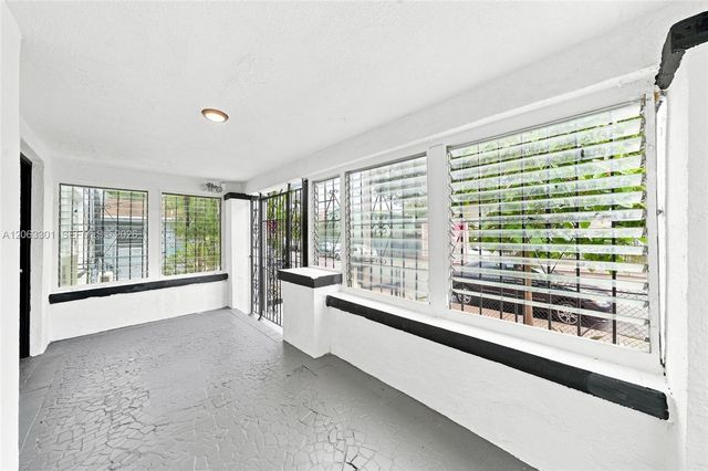 128 NW 9th Ave 1, Miami, FL 33128