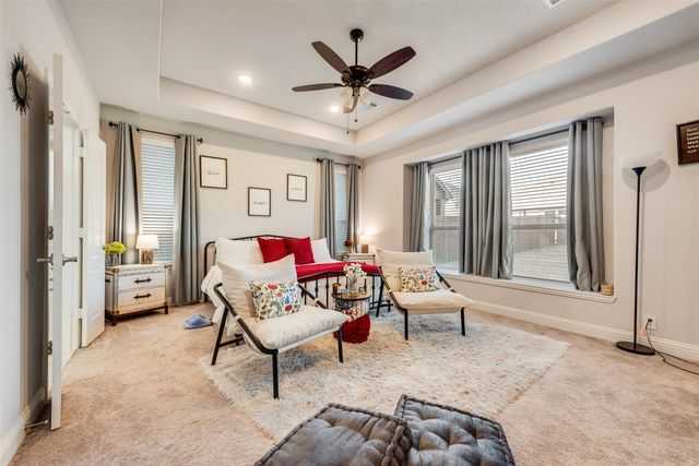 1013 Firecracker Drive, Justin, TX 76247