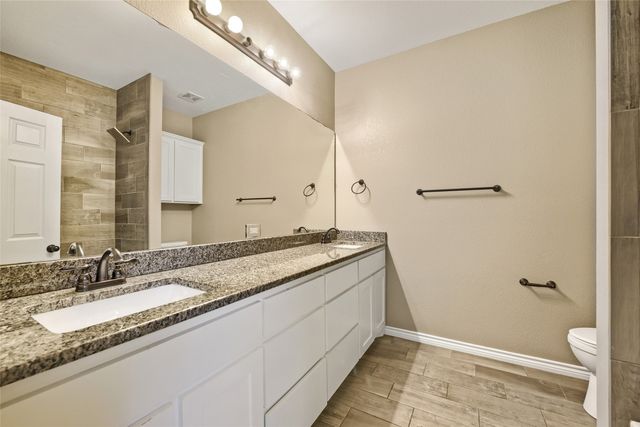 1101 Baird Street, Cleburne, TX 76033