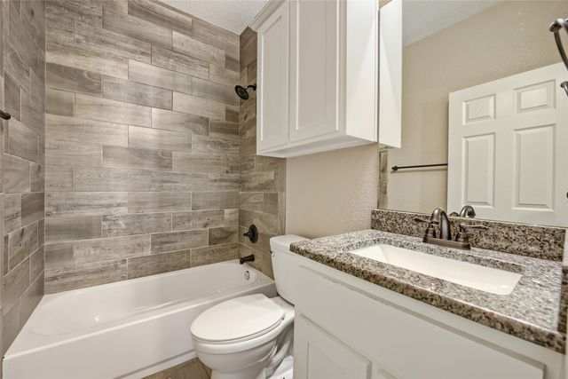 1101 Baird Street, Cleburne, TX 76033