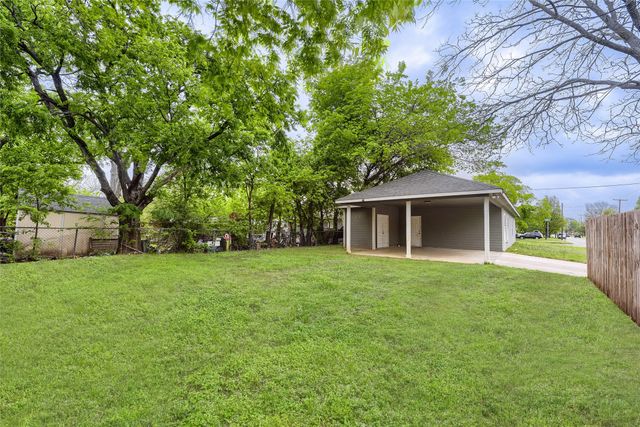 1101 Baird Street, Cleburne, TX 76033